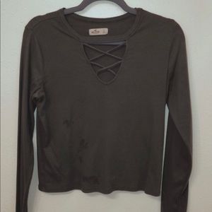 Super soft and comfy hollister long sleeve. Size L. Selling for $10